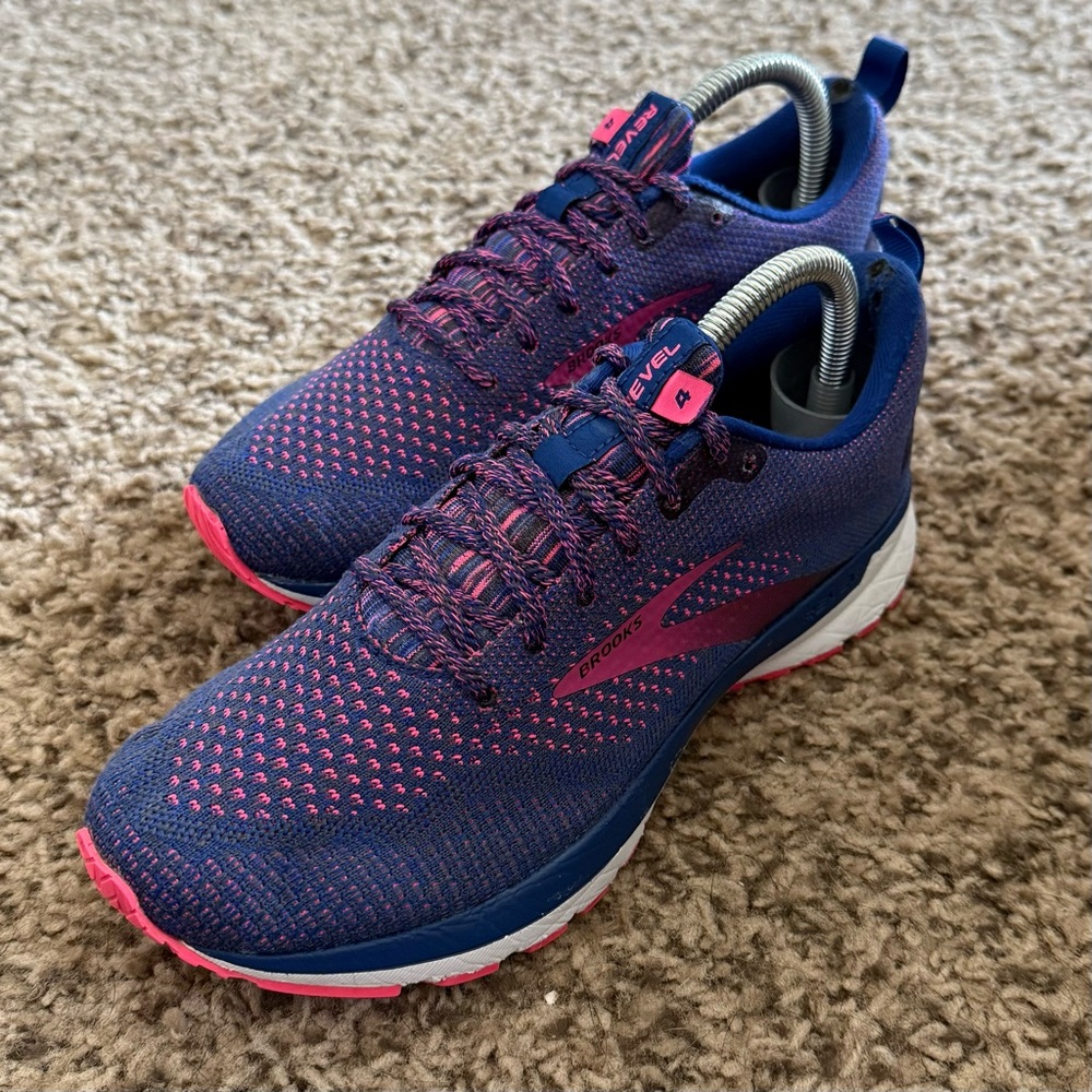 Brooks Revel 4 Running Shoes Women’s Size 8B